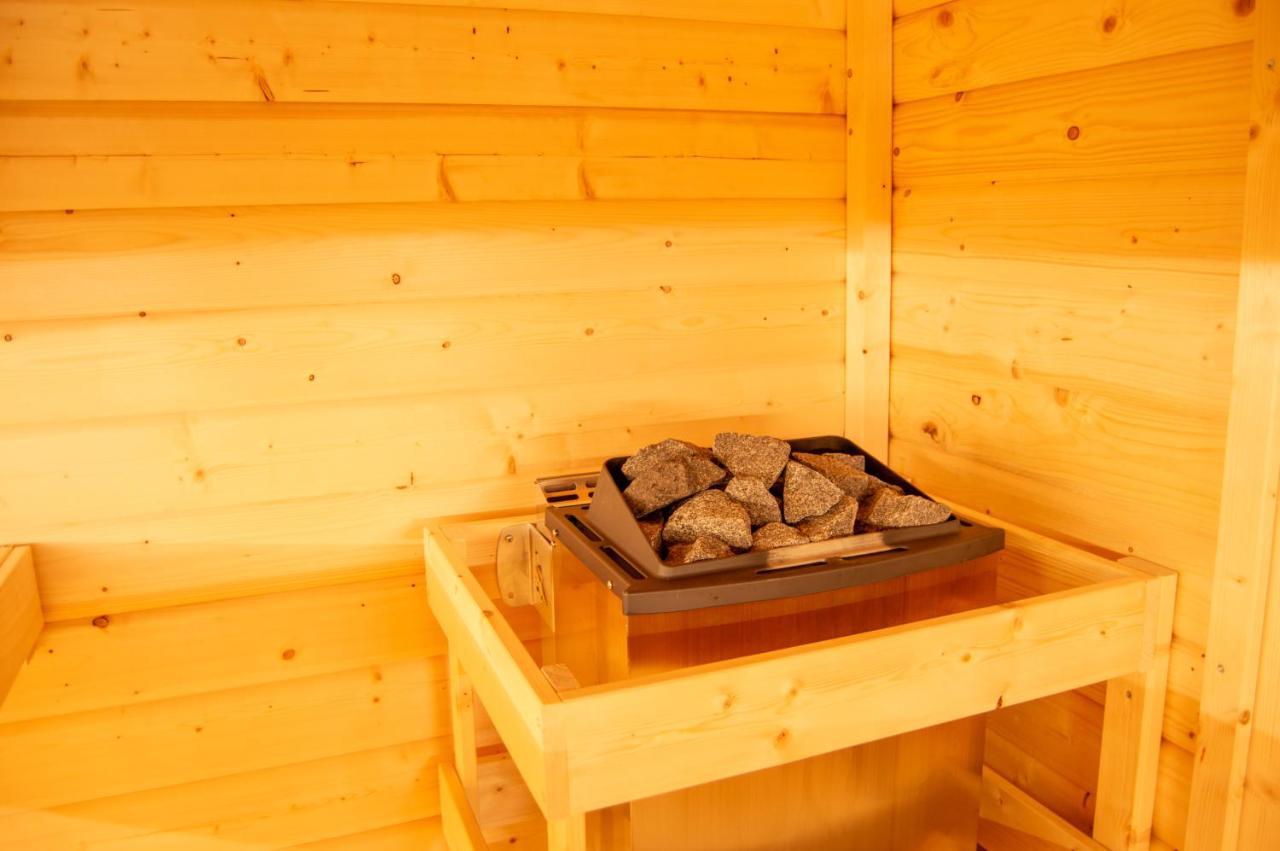 Wellnessoase Mitten In Der Wasserfallstadt Triberg Triberg im Schwarzwald Buitenkant foto